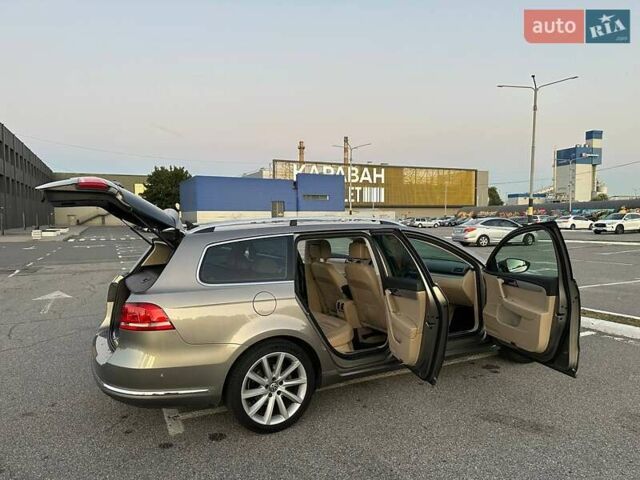 Коричневый Фольксваген Пассат, объемом двигателя 1.97 л и пробегом 256 тыс. км за 12850 $, фото 10 на Automoto.ua