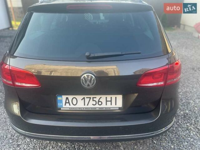 Коричневый Фольксваген Пассат, объемом двигателя 1.6 л и пробегом 325 тыс. км за 9800 $, фото 1 на Automoto.ua
