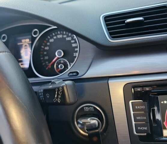 Коричневий Фольксваген Пассат, об'ємом двигуна 1.6 л та пробігом 232 тис. км за 10800 $, фото 13 на Automoto.ua