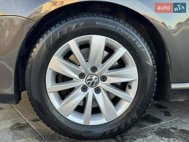 Коричневий Фольксваген Пассат, об'ємом двигуна 1.97 л та пробігом 239 тис. км за 12800 $, фото 34 на Automoto.ua