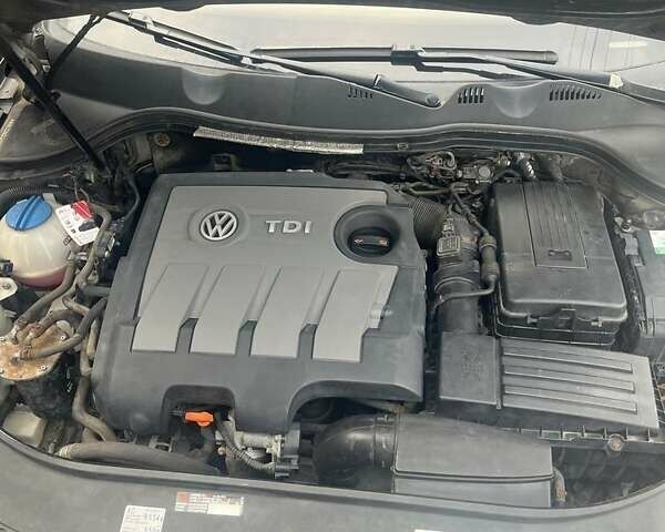 Фольксваген Пассат 2012 в Запорожье на Automoto.ua Коричневый Фольксваген Пассат, объемом двигателя 1.6 л и пробегом 320 тыс. км за 10100 $, фото 4 на Automoto.ua