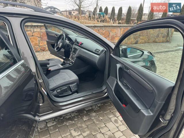 Коричневый Фольксваген Пассат, объемом двигателя 2 л и пробегом 325 тыс. км за 10500 $, фото 17 на Automoto.ua