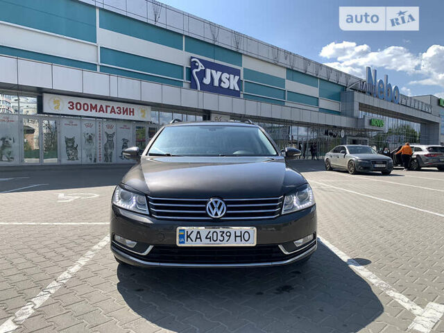 Коричневий Фольксваген Пассат, об'ємом двигуна 2 л та пробігом 265 тис. км за 9499 $, фото 16 на Automoto.ua