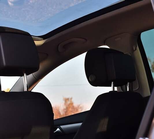 Коричневый Фольксваген Пассат, объемом двигателя 1.6 л и пробегом 210 тыс. км за 8550 $, фото 17 на Automoto.ua