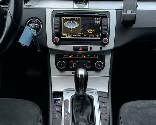 Коричневий Фольксваген Пассат, об'ємом двигуна 2 л та пробігом 217 тис. км за 12999 $, фото 37 на Automoto.ua