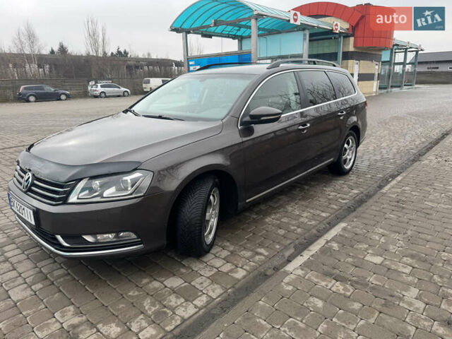 Коричневый Фольксваген Пассат, объемом двигателя 2 л и пробегом 325 тыс. км за 10500 $, фото 6 на Automoto.ua