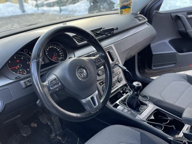 Коричневий Фольксваген Пассат, об'ємом двигуна 1.6 л та пробігом 284 тис. км за 8950 $, фото 6 на Automoto.ua