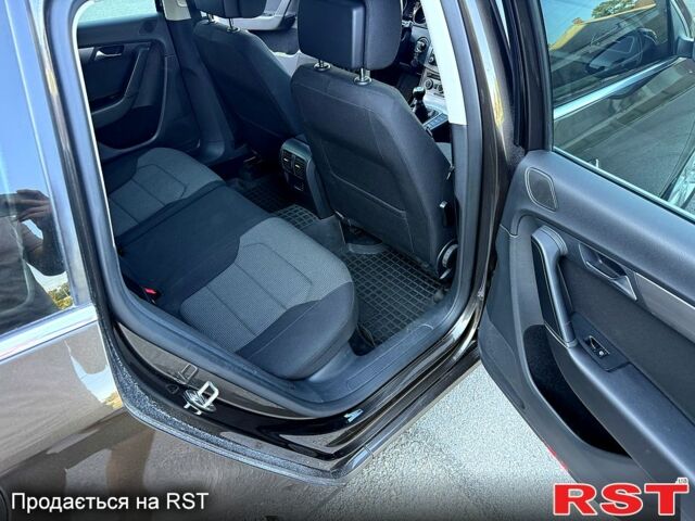 Коричневий Фольксваген Пассат, об'ємом двигуна 1.6 л та пробігом 250 тис. км за 8500 $, фото 7 на Automoto.ua