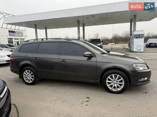 Коричневый Фольксваген Пассат, объемом двигателя 1.6 л и пробегом 250 тыс. км за 9999 $, фото 6 на Automoto.ua