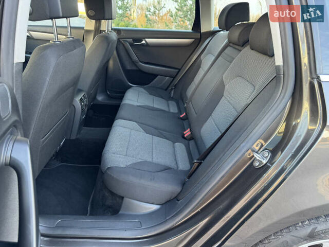 Коричневий Фольксваген Пассат, об'ємом двигуна 1.97 л та пробігом 239 тис. км за 12800 $, фото 23 на Automoto.ua