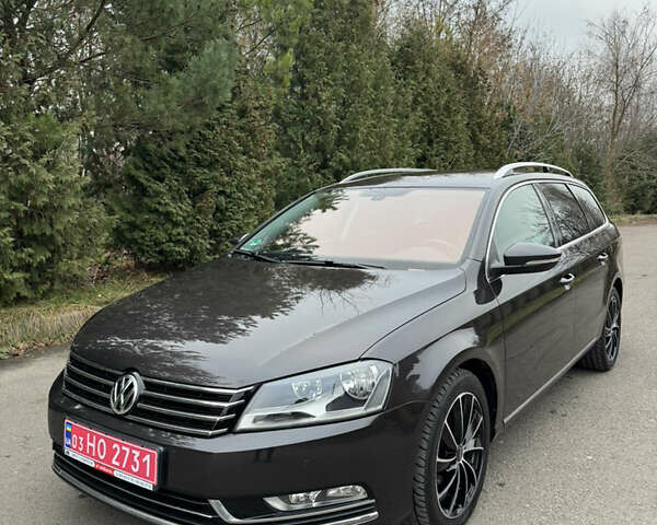 Коричневий Фольксваген Пассат, об'ємом двигуна 2 л та пробігом 217 тис. км за 12999 $, фото 8 на Automoto.ua