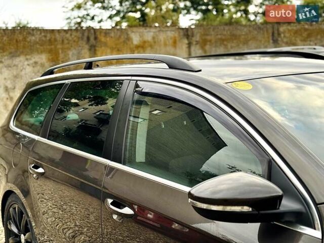 Коричневий Фольксваген Пассат, об'ємом двигуна 2 л та пробігом 267 тис. км за 10999 $, фото 23 на Automoto.ua