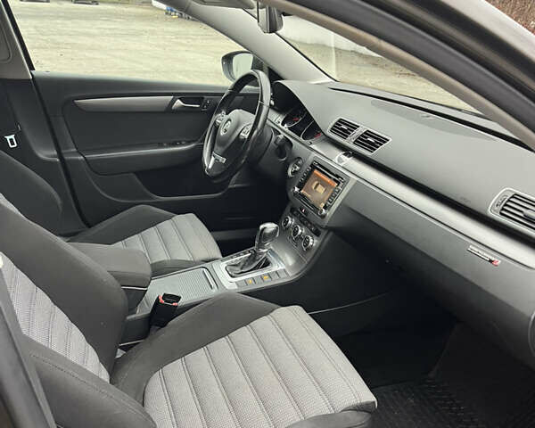 Коричневий Фольксваген Пассат, об'ємом двигуна 1.4 л та пробігом 233 тис. км за 8500 $, фото 7 на Automoto.ua