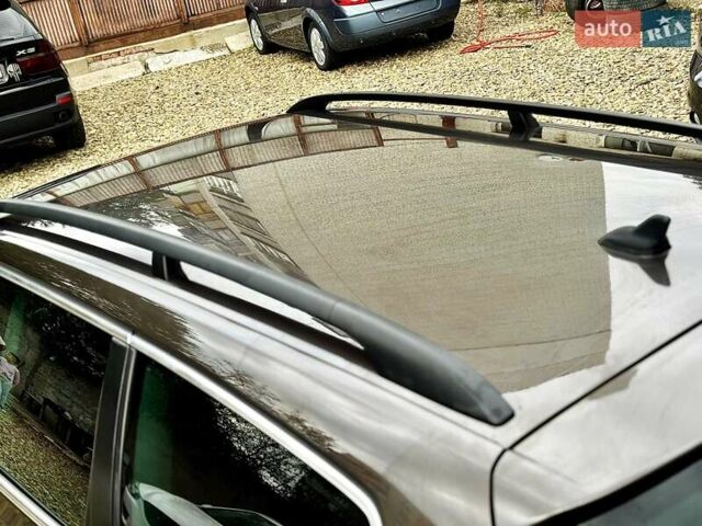 Коричневий Фольксваген Пассат, об'ємом двигуна 2 л та пробігом 267 тис. км за 10999 $, фото 13 на Automoto.ua