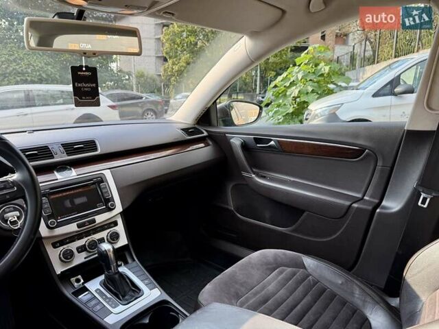 Коричневый Фольксваген Пассат, объемом двигателя 1.8 л и пробегом 165 тыс. км за 10500 $, фото 13 на Automoto.ua