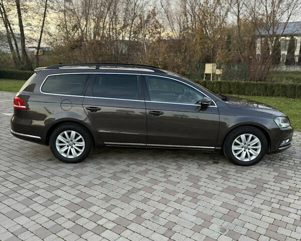 Коричневый Фольксваген Пассат, объемом двигателя 1.97 л и пробегом 336 тыс. км за 11700 $, фото 30 на Automoto.ua