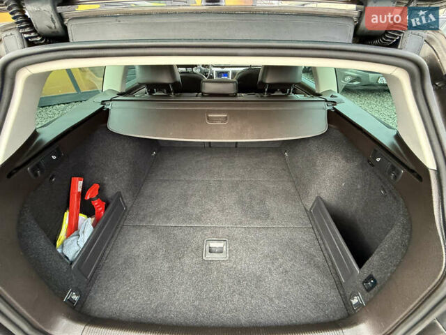 Коричневый Фольксваген Пассат, объемом двигателя 1.4 л и пробегом 258 тыс. км за 8999 $, фото 42 на Automoto.ua