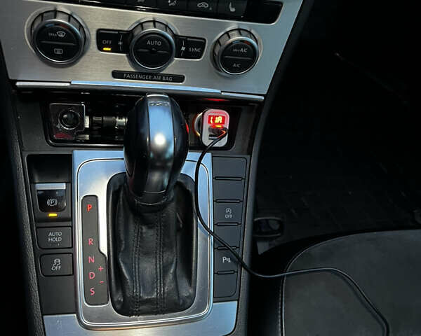 Коричневий Фольксваген Пассат, об'ємом двигуна 1.97 л та пробігом 239 тис. км за 12200 $, фото 10 на Automoto.ua