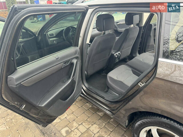 Коричневый Фольксваген Пассат, объемом двигателя 2 л и пробегом 325 тыс. км за 10500 $, фото 14 на Automoto.ua