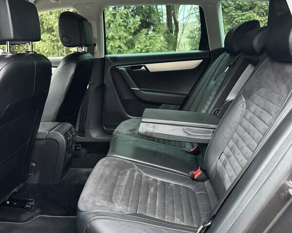 Коричневий Фольксваген Пассат, об'ємом двигуна 2 л та пробігом 217 тис. км за 12999 $, фото 83 на Automoto.ua