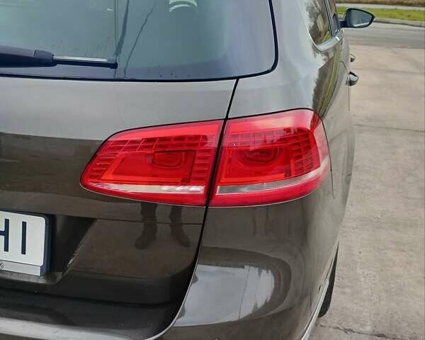 Коричневый Фольксваген Пассат, объемом двигателя 2 л и пробегом 338 тыс. км за 10900 $, фото 20 на Automoto.ua