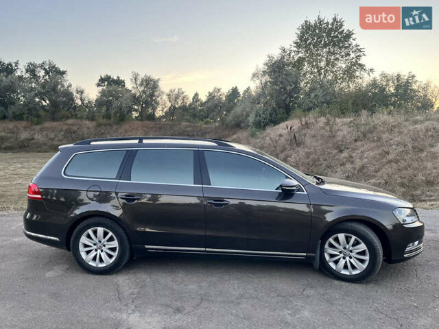 Коричневый Фольксваген Пассат, объемом двигателя 1.97 л и пробегом 310 тыс. км за 10999 $, фото 7 на Automoto.ua