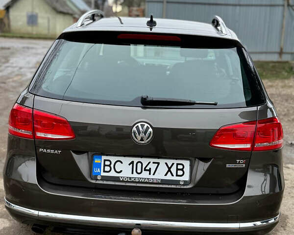 Коричневий Фольксваген Пассат, об'ємом двигуна 1.6 л та пробігом 284 тис. км за 9300 $, фото 7 на Automoto.ua