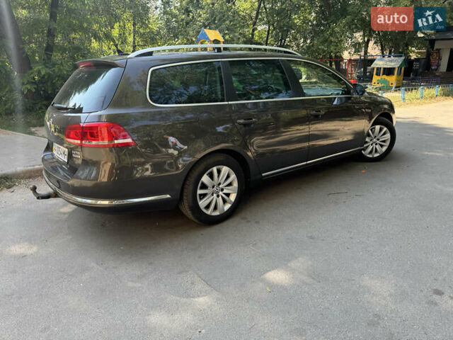 Коричневый Фольксваген Пассат, объемом двигателя 2 л и пробегом 244 тыс. км за 11800 $, фото 6 на Automoto.ua