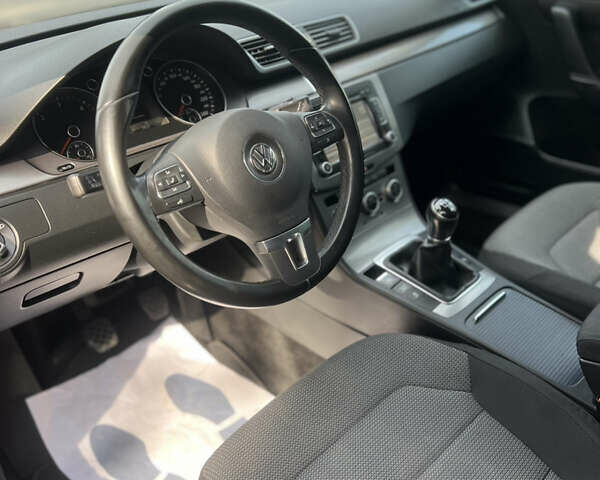 Коричневый Фольксваген Пассат, объемом двигателя 1.6 л и пробегом 226 тыс. км за 11900 $, фото 30 на Automoto.ua