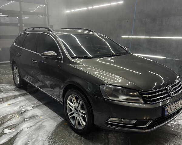 Коричневый Фольксваген Пассат, объемом двигателя 2 л и пробегом 272 тыс. км за 12000 $, фото 1 на Automoto.ua