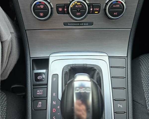 Коричневий Фольксваген Пассат, об'ємом двигуна 1.8 л та пробігом 211 тис. км за 11700 $, фото 11 на Automoto.ua