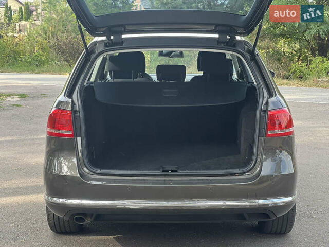 Коричневый Фольксваген Пассат, объемом двигателя 1.6 л и пробегом 226 тыс. км за 11900 $, фото 16 на Automoto.ua