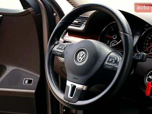 Фольксваген Пассат 2013 в Черновцах на Automoto.ua Коричневый Фольксваген Пассат, объемом двигателя 2 л и пробегом 206 тыс. км за 11700 $, фото 92 на Automoto.ua