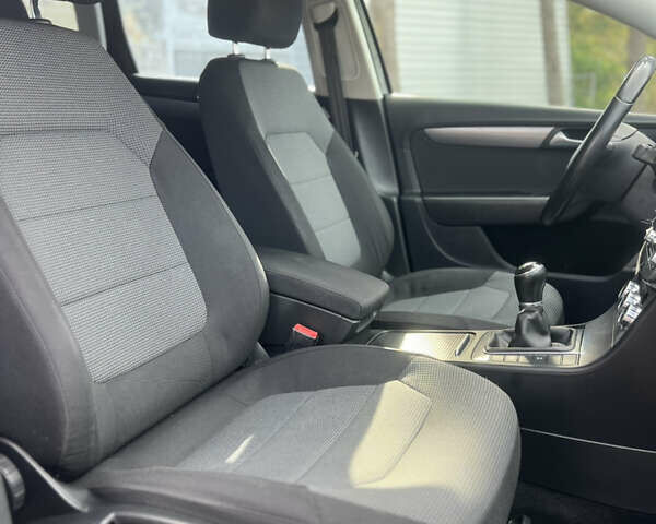 Коричневый Фольксваген Пассат, объемом двигателя 1.6 л и пробегом 226 тыс. км за 11900 $, фото 23 на Automoto.ua