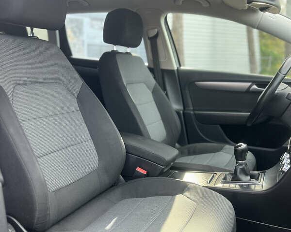 Коричневый Фольксваген Пассат, объемом двигателя 1.6 л и пробегом 226 тыс. км за 11900 $, фото 20 на Automoto.ua