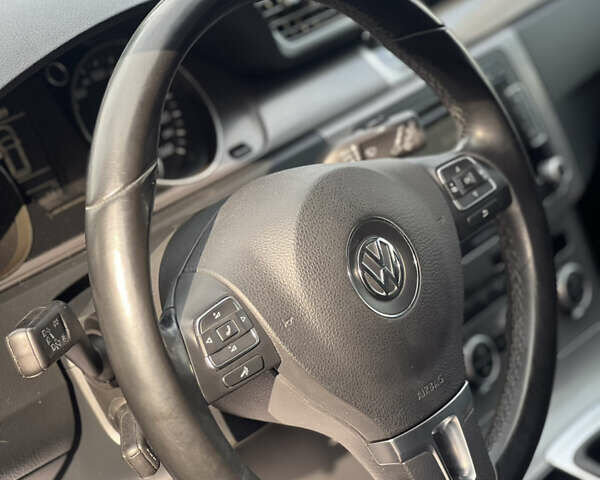 Коричневый Фольксваген Пассат, объемом двигателя 1.6 л и пробегом 226 тыс. км за 11900 $, фото 32 на Automoto.ua