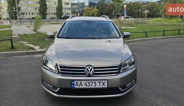 Коричневий Фольксваген Пассат, об'ємом двигуна 1.8 л та пробігом 211 тис. км за 11700 $, фото 2 на Automoto.ua