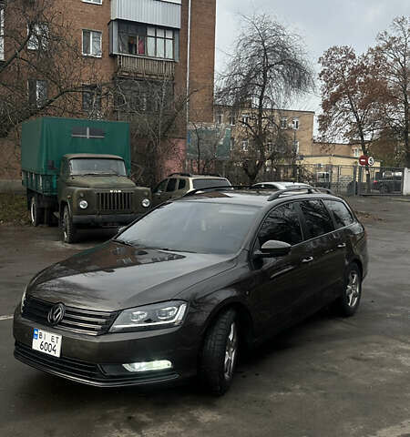 Коричневый Фольксваген Пассат, объемом двигателя 1.6 л и пробегом 285 тыс. км за 8200 $, фото 1 на Automoto.ua