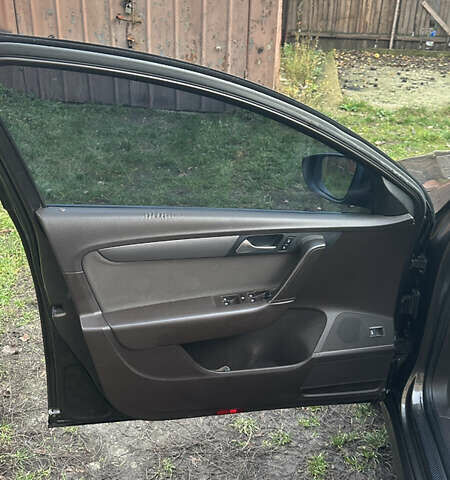 Коричневый Фольксваген Пассат, объемом двигателя 1.6 л и пробегом 285 тыс. км за 8200 $, фото 9 на Automoto.ua