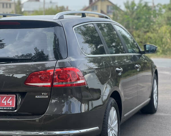 Коричневый Фольксваген Пассат, объемом двигателя 1.6 л и пробегом 226 тыс. км за 11900 $, фото 8 на Automoto.ua