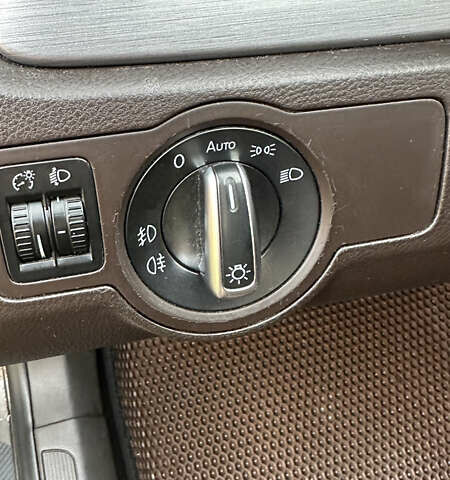 Коричневый Фольксваген Пассат, объемом двигателя 1.6 л и пробегом 285 тыс. км за 8200 $, фото 18 на Automoto.ua