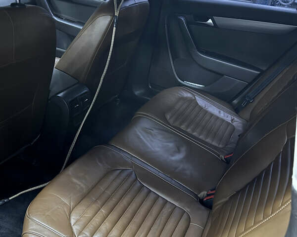 Коричневый Фольксваген Пассат, объемом двигателя 2 л и пробегом 272 тыс. км за 12000 $, фото 13 на Automoto.ua