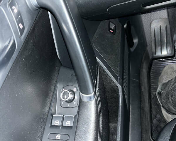 Коричневый Фольксваген Пассат, объемом двигателя 1.97 л и пробегом 231 тыс. км за 12000 $, фото 5 на Automoto.ua