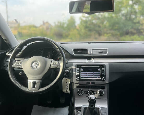 Коричневый Фольксваген Пассат, объемом двигателя 1.6 л и пробегом 226 тыс. км за 11900 $, фото 44 на Automoto.ua