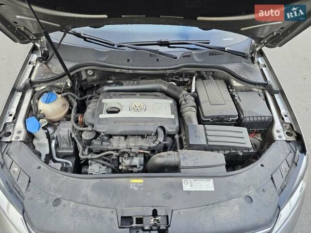 Коричневий Фольксваген Пассат, об'ємом двигуна 1.8 л та пробігом 211 тис. км за 11700 $, фото 9 на Automoto.ua