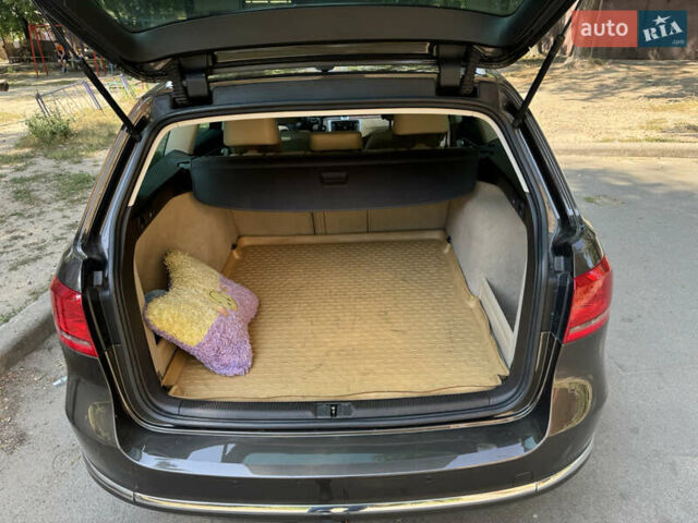 Коричневый Фольксваген Пассат, объемом двигателя 2 л и пробегом 244 тыс. км за 11800 $, фото 15 на Automoto.ua