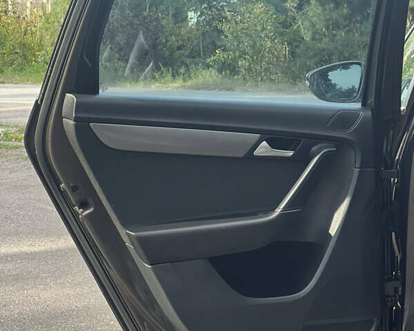 Коричневый Фольксваген Пассат, объемом двигателя 1.6 л и пробегом 226 тыс. км за 11900 $, фото 14 на Automoto.ua