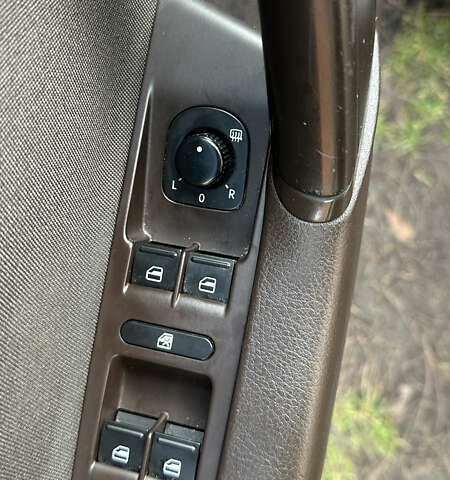 Коричневый Фольксваген Пассат, объемом двигателя 1.6 л и пробегом 285 тыс. км за 8200 $, фото 17 на Automoto.ua