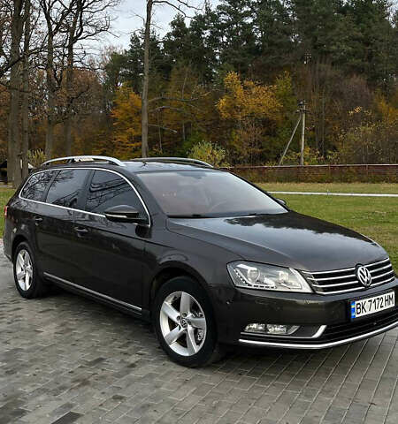 Коричневый Фольксваген Пассат, объемом двигателя 1.6 л и пробегом 285 тыс. км за 10700 $, фото 1 на Automoto.ua