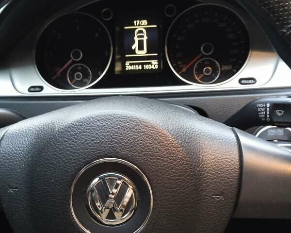 Коричневый Фольксваген Пассат, объемом двигателя 1.97 л и пробегом 207 тыс. км за 10300 $, фото 3 на Automoto.ua